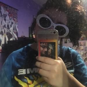 Meet your Posher, Robin